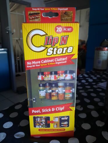 Clip a store – Spices holder