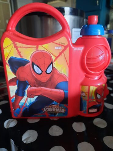 Spiderman lunch box with bottle